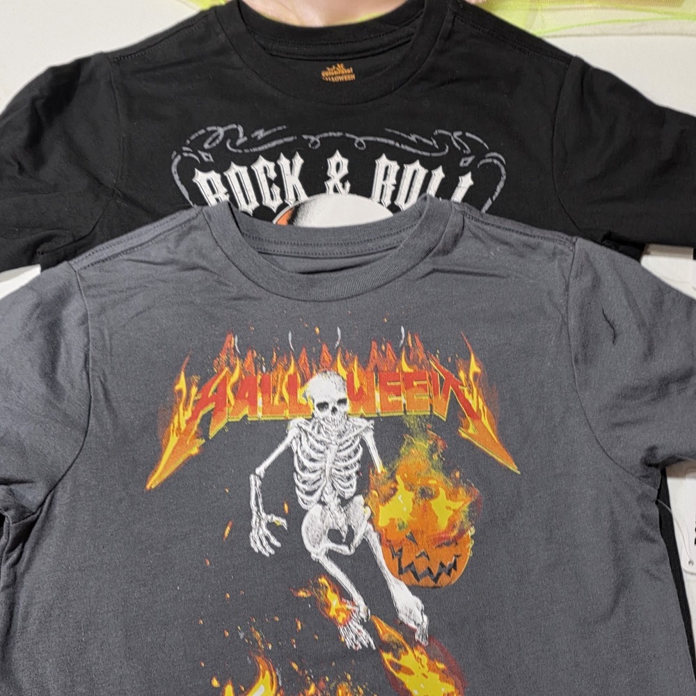 New Lot Of‎ 2 Boys Short Sleeve Halloween T-Shirt Medium 8 Top Black Grey Shirt